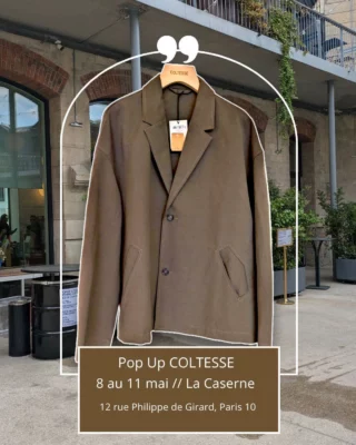 . @Coltesse habille les hommes (mais son vestiaire n'est sectaire) en proposant une approche minimale, dans un style qui associe matière naturelle au sens du détail et de la finition.
La marque gère sa production en France et aussi au Portugal, car quand la demande augmente, il faut trouver des ateliers qui puissent y répondre.
Mais le fondateur gère avec précision, toute la traçabilité de ses modèles et propose à l'homme un vestiaire à la fois casual mais sophistiqué.  La marque organise une vente archives du jeudi 8 au dimanche 11 mai, 11h-20h, avec un aperçu des nouveaux modèles 2025. 
La Caserne 12 rue Philippe de Girard, Paris 10.  📍 @Coltesse est accompagné au sein de ce popup par @jeannefriot et @domestique  #popup #menswear #minimalist #slowfashion #madeinfrance #modedurable #paris10 #mode #fashion #fashiondesigner 
@lacaserne  #standwithukraine 💙💛