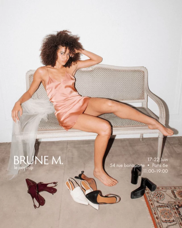 Brune M, nouvelle marque de mode premium ! 
La créatrice de cette jeune marque française qui assume sa féminité sans faux semblant, s'appuie sur un parcours professionnel haut de gamme. Forte de son expérience au sein d'une maison de Haute Couture française renommée, elle propose un vestiaire complet, nouveau territoire pour une féminité contemporaine. 
La marque s'appuie sur une fabrication 100% française à partir de matières d’exception sourcées en France et en Italie.
@brunem.paris
@paletteclubpopup  PopUp : 54 rue Bonaparte - 75006 Paris
La marque y est présente jusqu'au > 22/06 pour un été glamour !  #paris06 #womenswear #madeinfrance #féminité #mousseline #brunem #dress #luxe #popup
#standwithukraine 💙💛