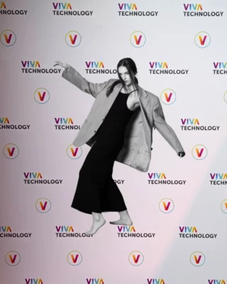 Les actions de The Good Goods éjectent la fast fashion du salon VivaTech
Alors que les lois contre l’ultra fast fashion ont un peu de mal à garder leurs densités lorsque députés et sénateurs se réunissent, l’action vigoureuse de Victoire Satto et son éco-système a permis de bouleverser le programme de VivaTech et de dégager le concours de startups prévu sous l’égide de Shein. 
A la place un pitch de startups qui réinventent un système de vertu pour le futur de l’industrie de la mode et du retail. 
🚨 Le 13 de 10h45 à 11h45 au Pitch Studio de VivaTech. Tous les détails sur le lien de The Good Goods disponible sur la bio. [ https://buff.ly/eFi9WrW? ]  @vivatech - Paris Porte de Versailles - 11 au 14 juin 
@thegoodgoods.fr 
@federationdupap